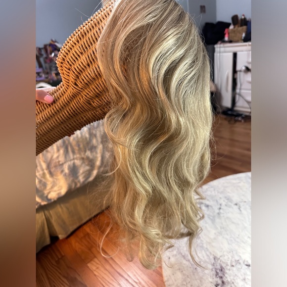 Raquel Welch Down Time SS Golden Wheat Lacefront 100%Handtied Plucked &Thinned - Picture 5 of 13